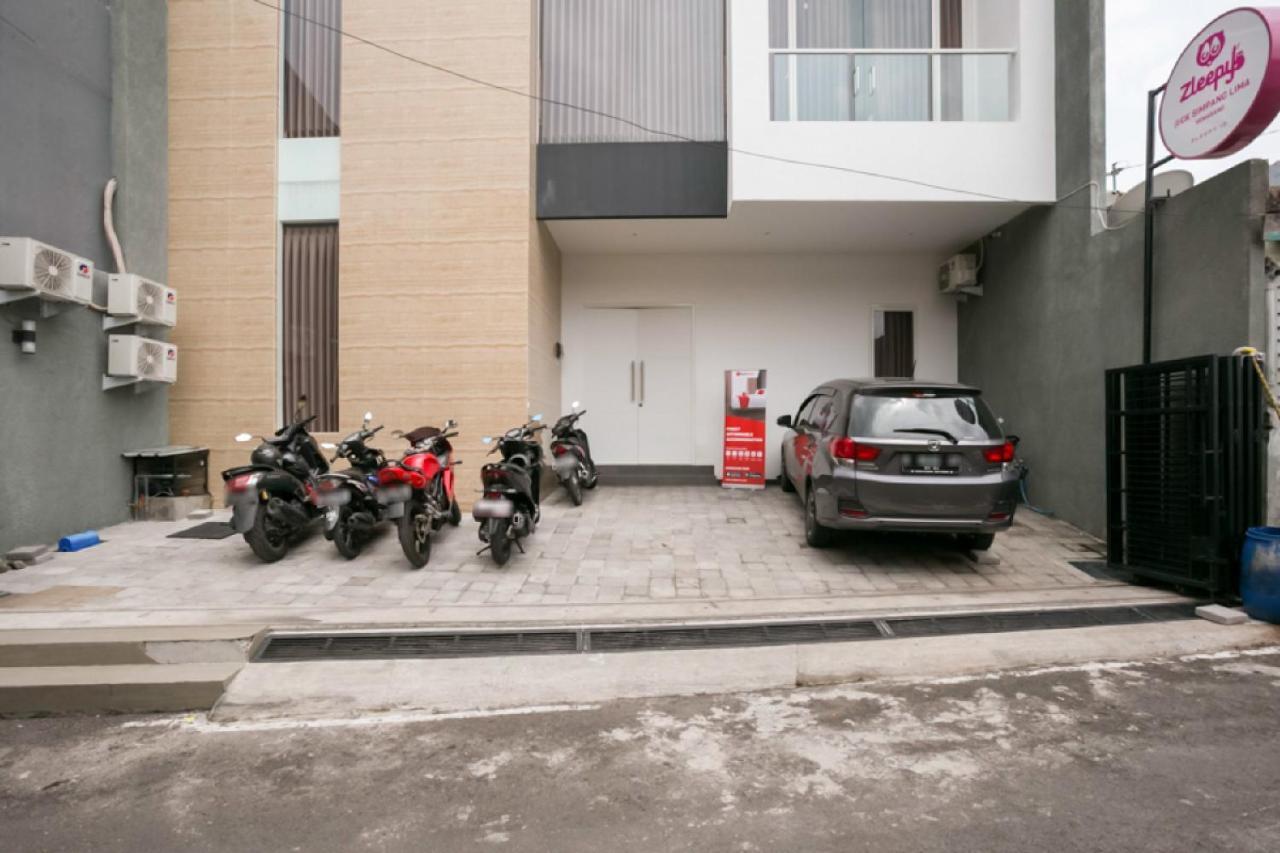 Reddoorz Syariah Near Lapangan Pancasila Simpang Lima Vandrarhem Semarang Exteriör bild